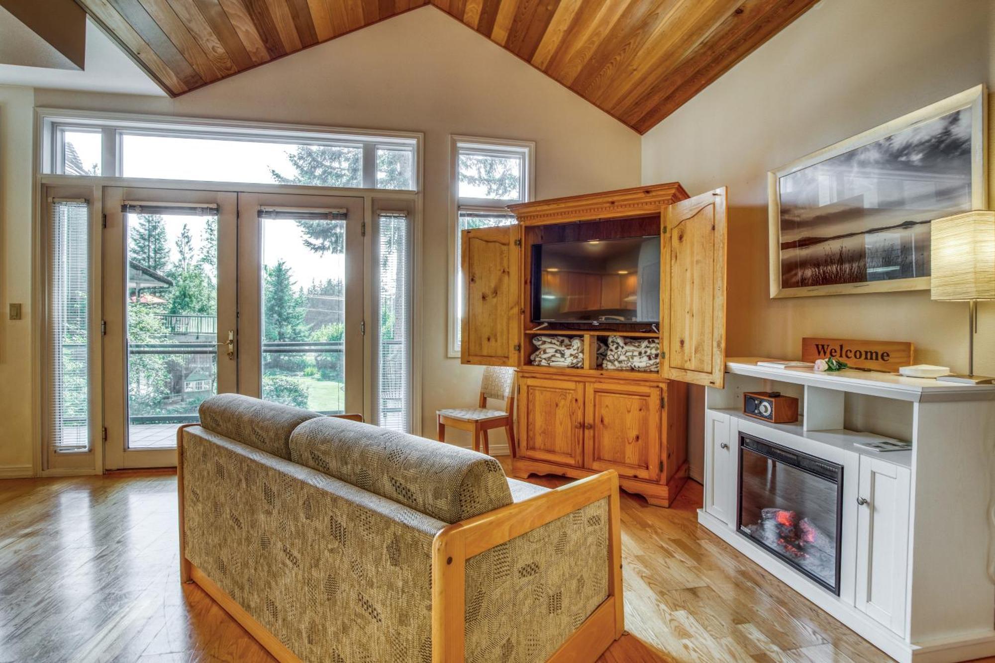 The Quintessa Cottage Clinton Buitenkant foto