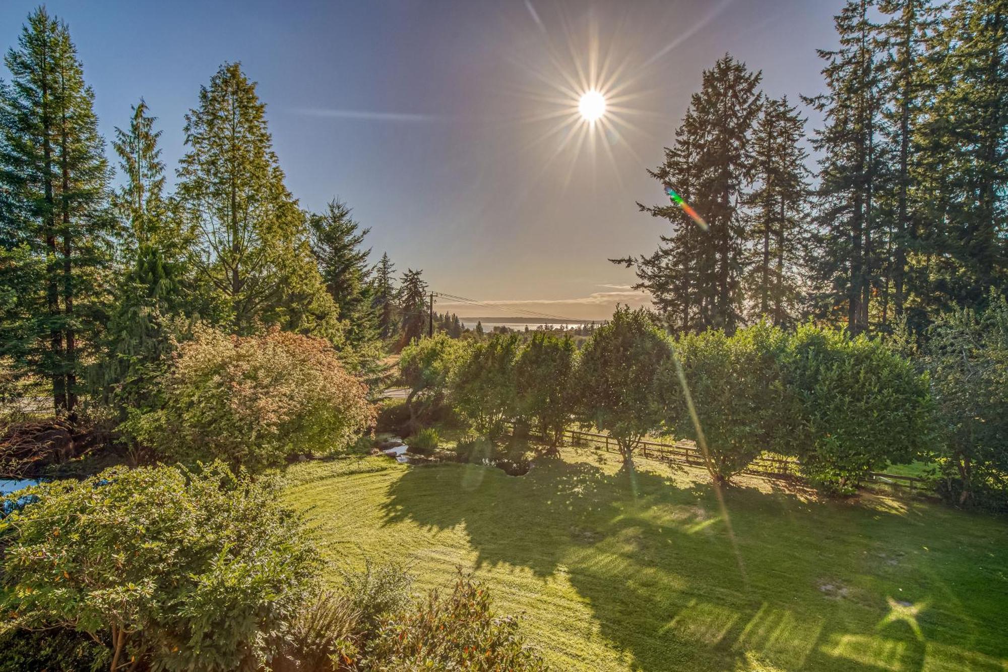 The Quintessa Cottage Clinton Buitenkant foto